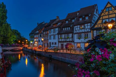 İzmir Çıkışlı Noel Pazarları Turu