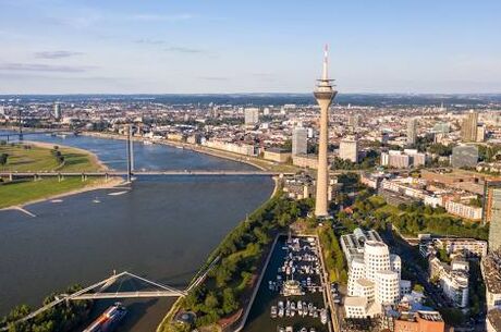 İzmir'den Direkt Sefer ile Yılbaşı Özel Almanya & Belçika & Hollanda Turu Noel Pazarları Rotası