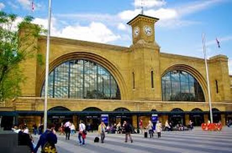 İzmir’den Direkt Uçuşla: Harry Potter’ın Sihirli Londra’sı