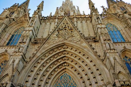 İzmir‘den İspanya ve Endülüs İkonları